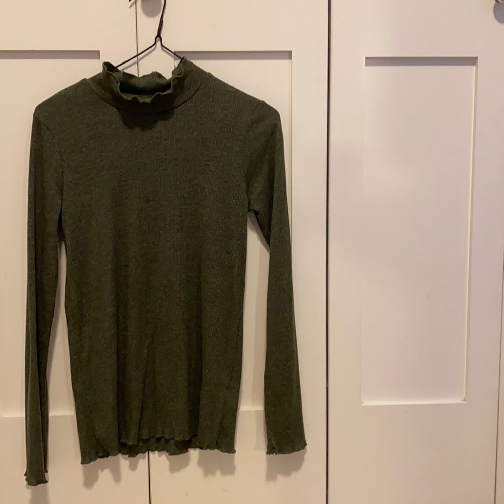 Long Sleeve Turtle Neck